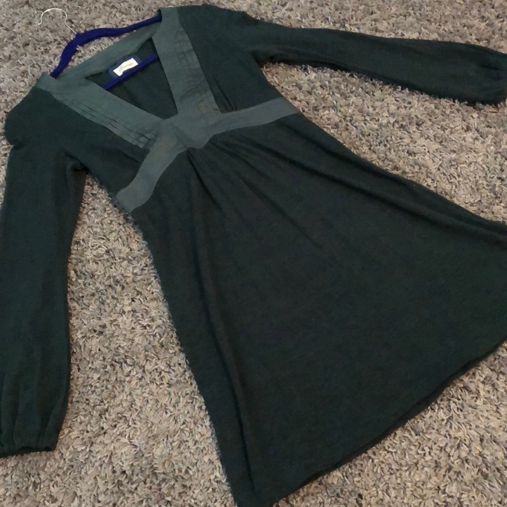 Green long sleeve Botique Dress Small